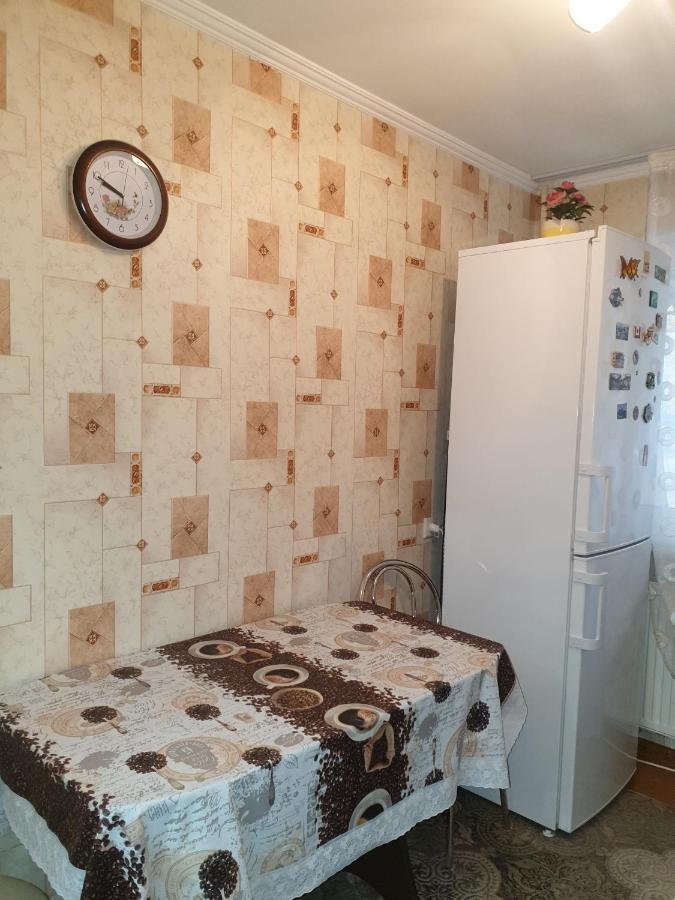 Alin Apartament Apartman Jászvásár Kültér fotó